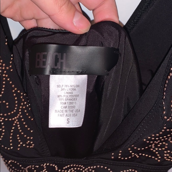 Beach riot one piece - Picture 3 of 4